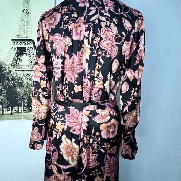 Julia Jordan Floral Long Sleeve Dress in Pink and Black - Picture 7 of 11